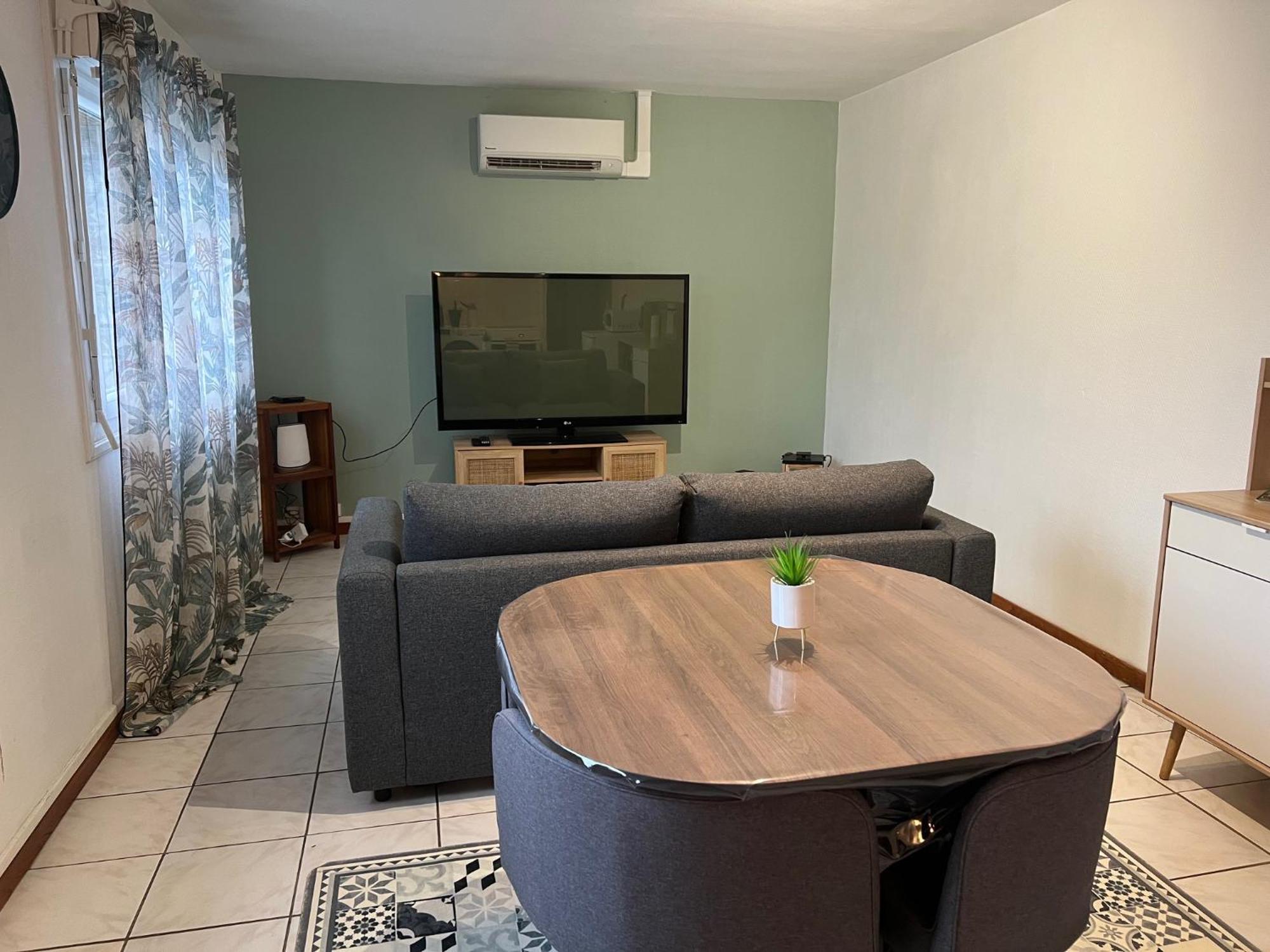 Appartement T2 Cosy Saint-Éloy-les-Mines المظهر الخارجي الصورة